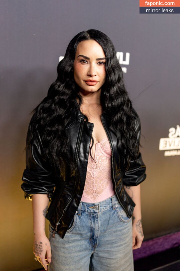 Demi Lovato, ddlovato, https:, tonia_williams Alastonvuodot OnlyFans Kuva #1113