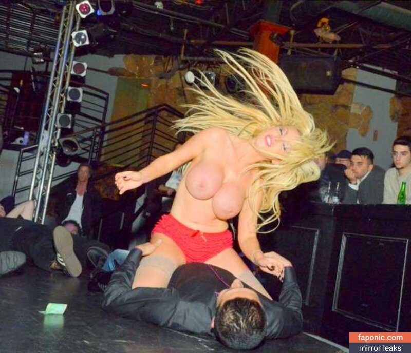 BenzMafia, Nikki Benz, nikkibenz Alastonvuodot OnlyFans Kuva #1390