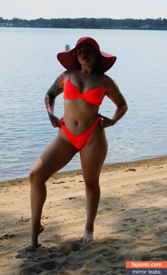 SunfyreTV, https: Alastonvuodot OnlyFans/Patreon Kuva #452