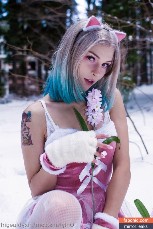 Trixy Blue, trixyblue, trixybluegirl Alastonvuodot OnlyFans Kuva #16
