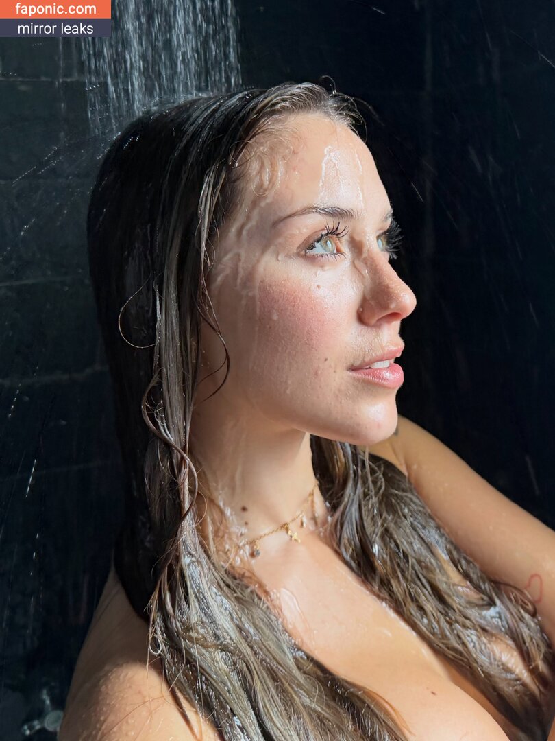 Vaalenborelli, Valentina Borelli Alastonvuodot  Kuva #33