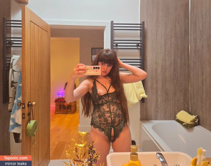 Sydney Harwin, https:, sydneyharwin Alastonvuodot OnlyFans Kuva #133