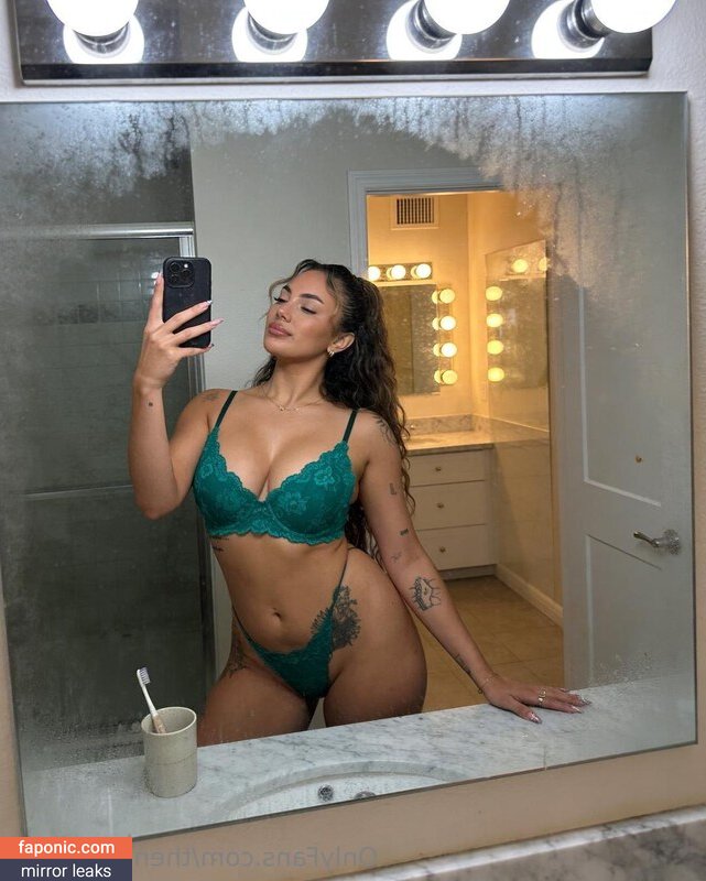 Nika Venom, letnikalive, nikavenomm, officialnikavenom, thenikavenom Alastonvuodot OnlyFans Kuva #120