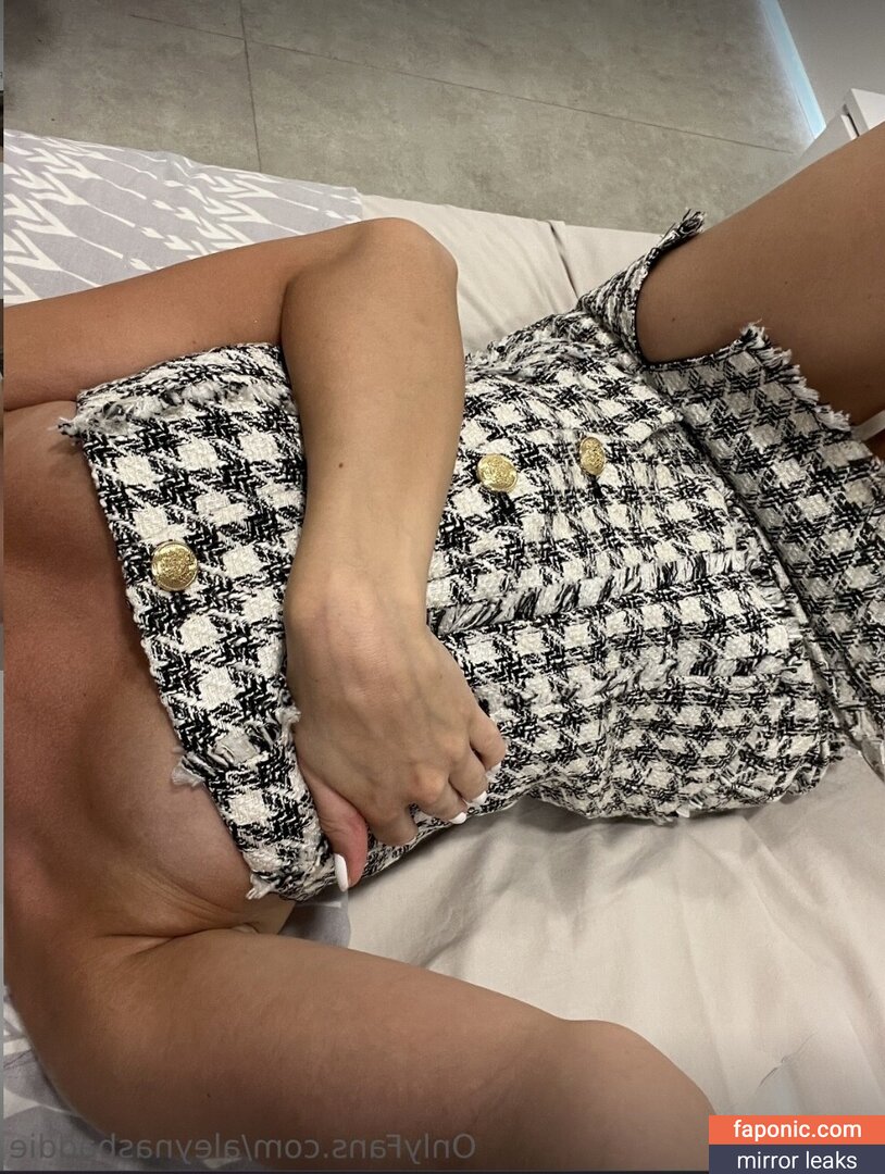 Aleynabaddie, aleynabaddiee, aleynasbaddie Alastonvuodot OnlyFans Kuva #109
