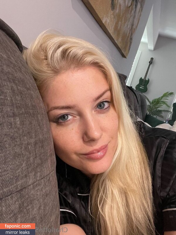 Charlotte Stokely, char_stokely, charlottestokely Alastonvuodot OnlyFans Kuva #183