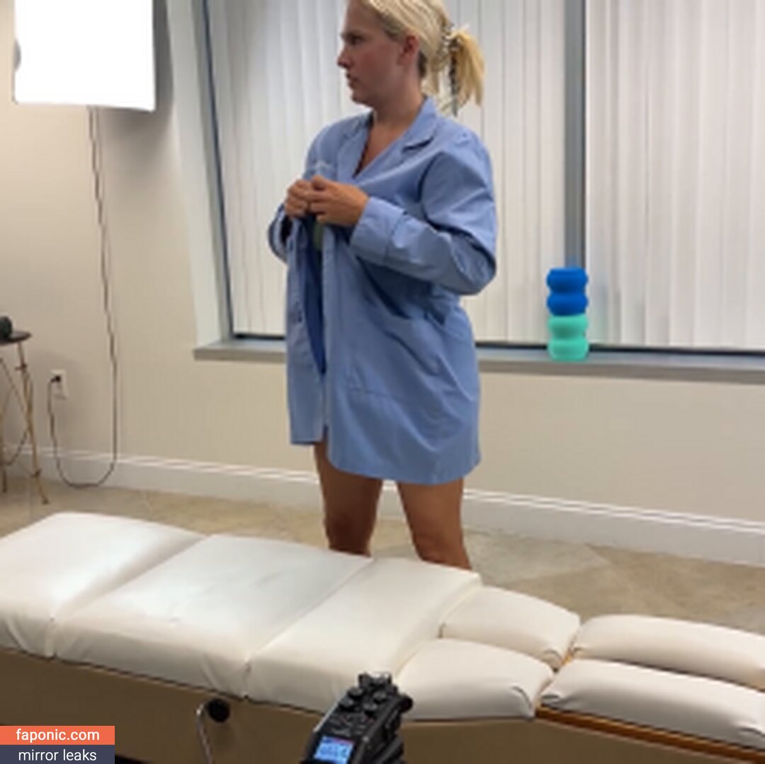 Brenda Mondragon, Chiropractor Alastonvuodot  Kuva #81
