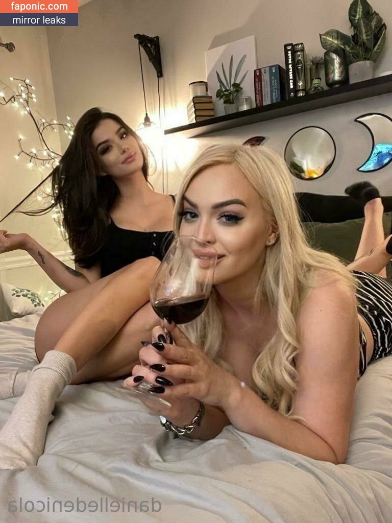 Danielle Denicola, danielledenicola, danielledenicolaofficial, danielledenicolavip, daniellednicola, https: Alastonvuodot OnlyFans/Patreon Kuva #213