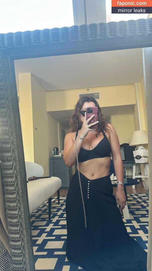 Bella Thorne, bellathorne Alastonvuodot OnlyFans Kuva #2