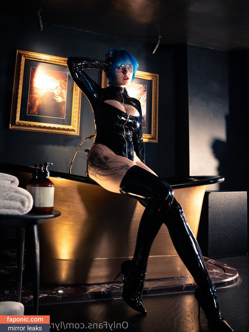 Lyra Crow, lyracr0w0 Alastonvuodot OnlyFans Kuva #303