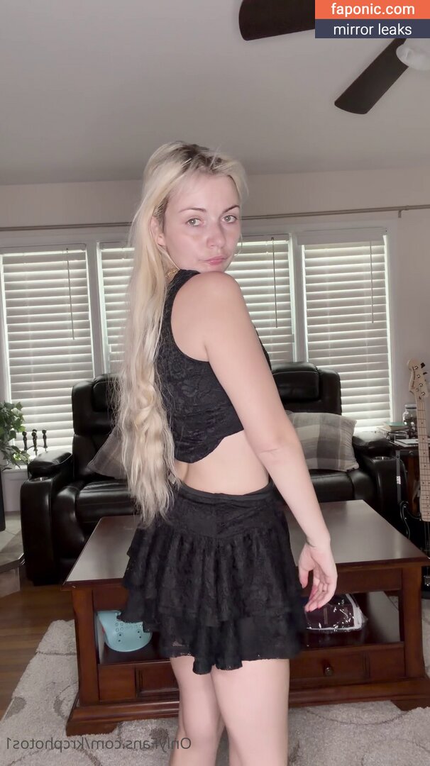 Kerry Carmody, kerryreneecarmody, krcphotos Alastonvuodot OnlyFans Kuva #253