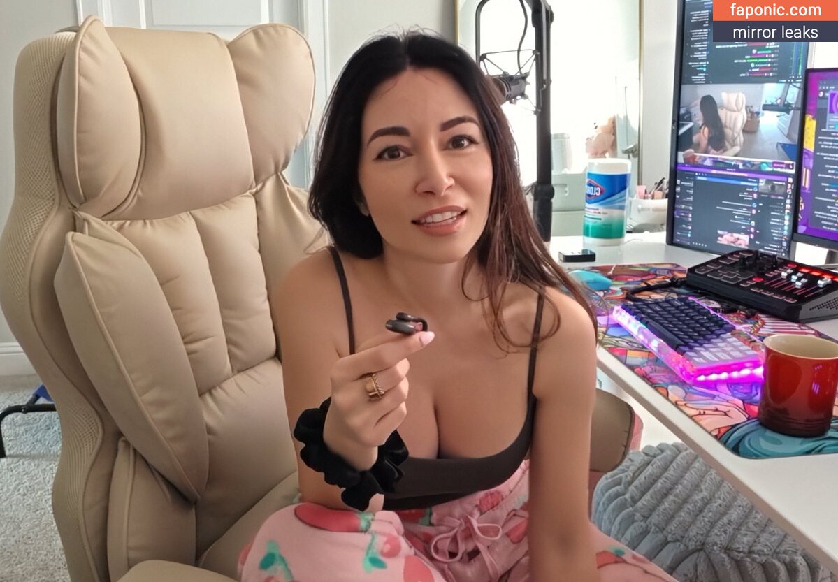Alinity, alinitydivine, https: Alastonvuodot OnlyFans Kuva #1970