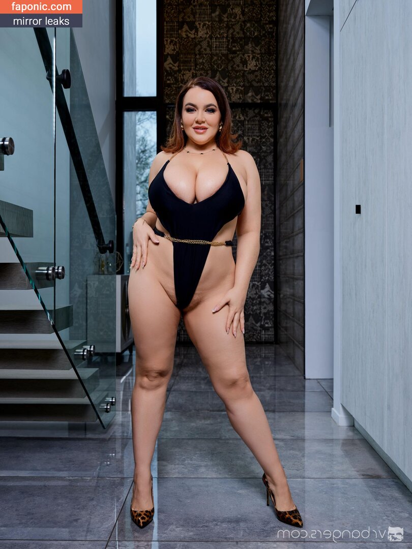 Natasha Nice, benicenatasha, https:, natashaniceofficial__ Alastonvuodot OnlyFans Kuva #2341
