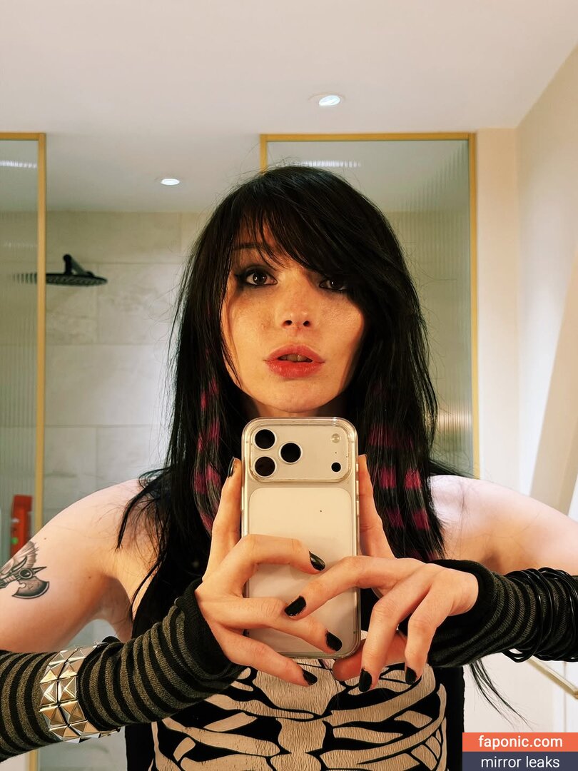 big_icky, ickypeach Alastonvuodot OnlyFans Kuva #1