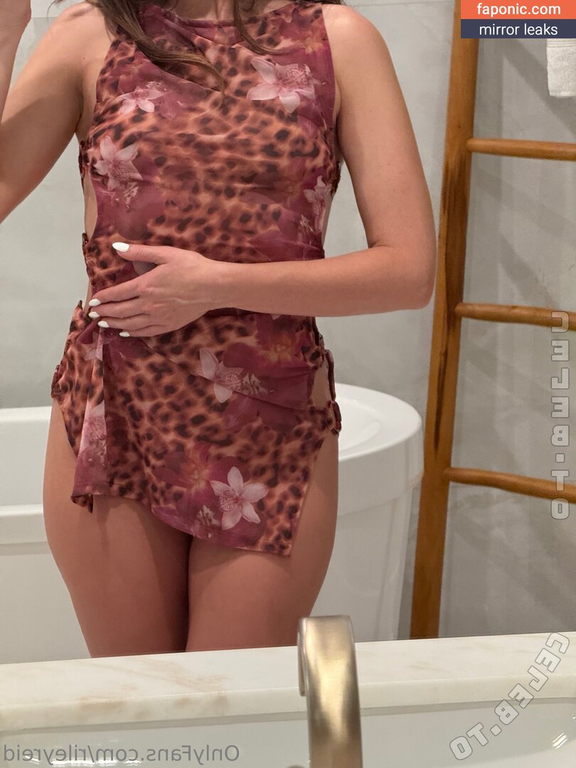 Riley Reid, RileyReidTikTok, hellorileyreid, rileyreidx3 Alastonvuodot OnlyFans Kuva #2788