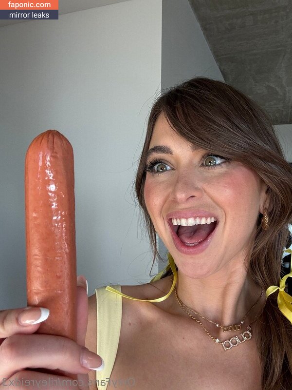Riley Reid, RileyReidTikTok, hellorileyreid, rileyreidx3 Alastonvuodot OnlyFans Kuva #3081