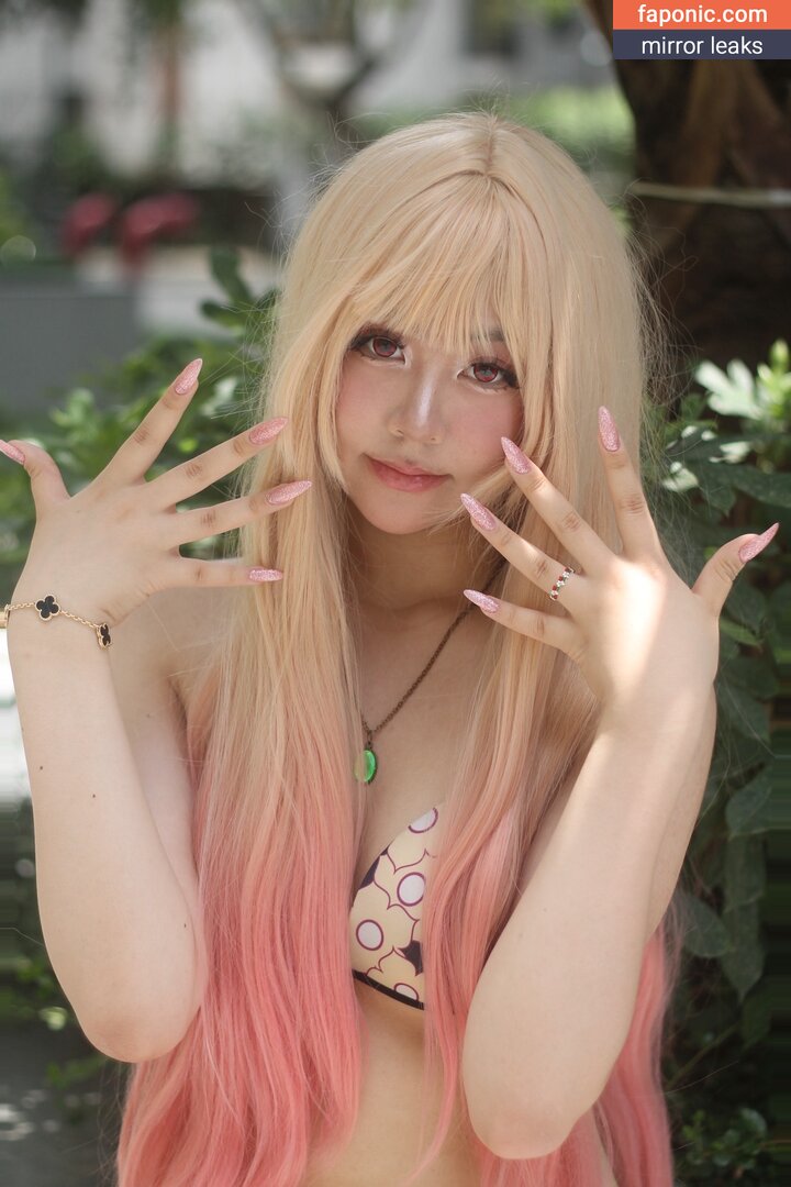 Altariaa_cos