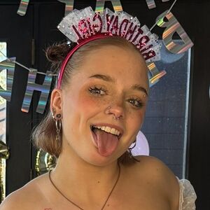 cherrygrlfrnd